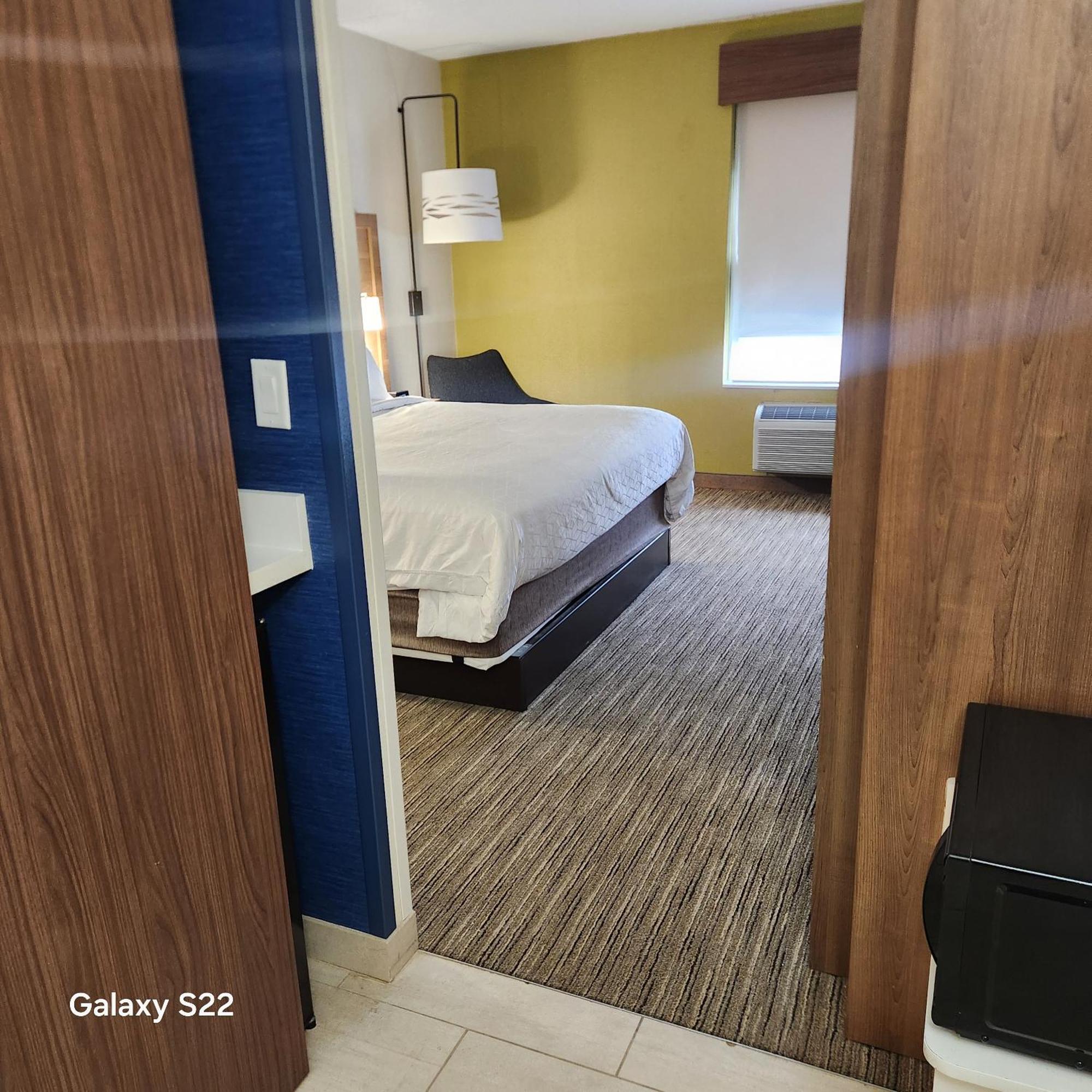 Holiday Inn Express Chelmsford By Ihg Luaran gambar